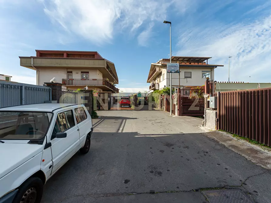 Immagine 44 di Casa semindipendente in vendita  in Via A. di Sangiuliano 42 a Sant'agata Li Battiati