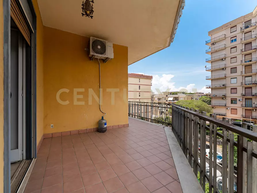 Immagine 40 di Quadrilocale in vendita  in Via Vincenzo Giuffrida 203 a Catania
