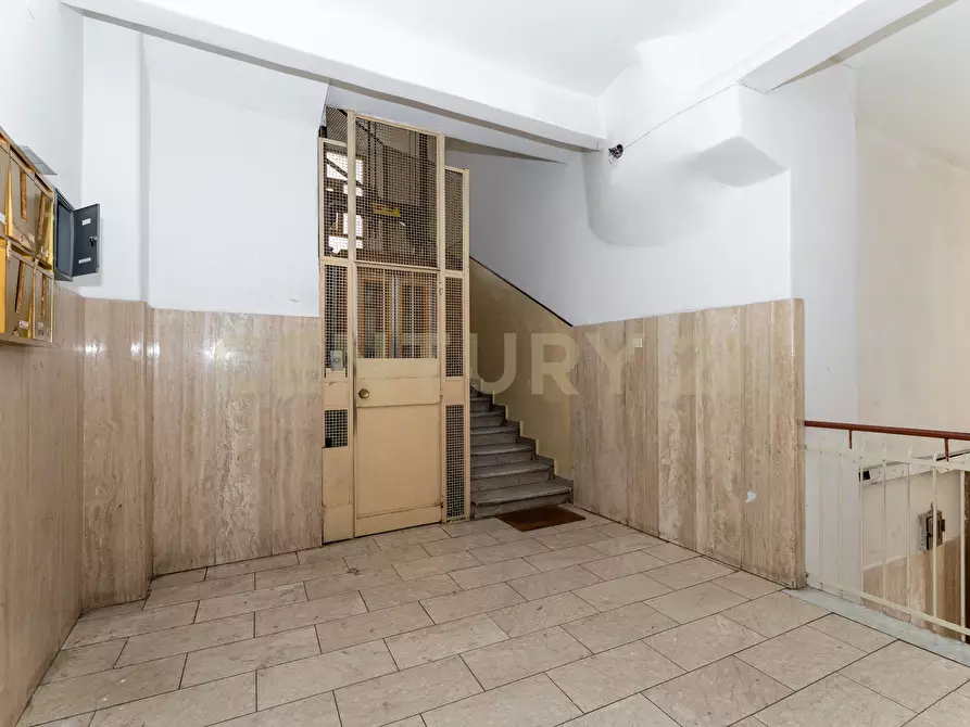 Immagine 31 di Trilocale in vendita  in Via Zuccarelli 70 a Catania