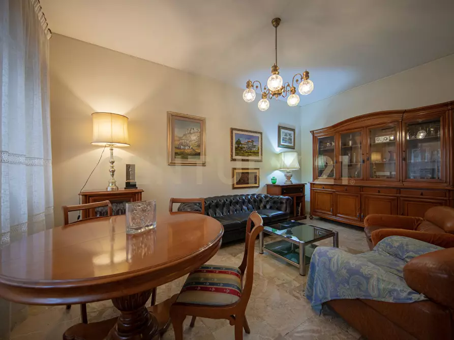 Immagine 3 di Trilocale in vendita  in Via Giovanni Caselli 11 a Roma