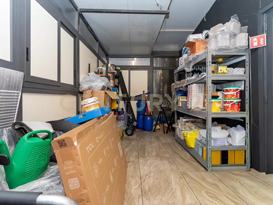 Immagine 37 di Attività commerciale in vendita  in Corso Indipendenza 131 a Catania