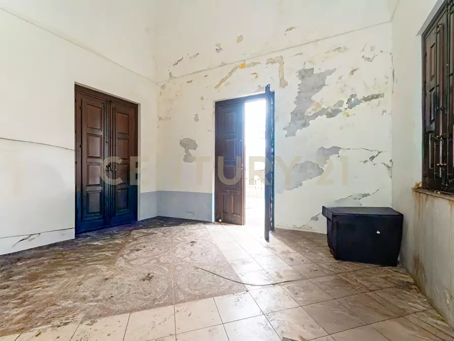 Immagine 37 di Casa indipendente in vendita  in Via Vittorio Veneto 83 a Misterbianco