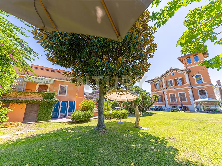 Immagine 18 di Villa in vendita  in Via Aurelia 393 a Santa Marinella