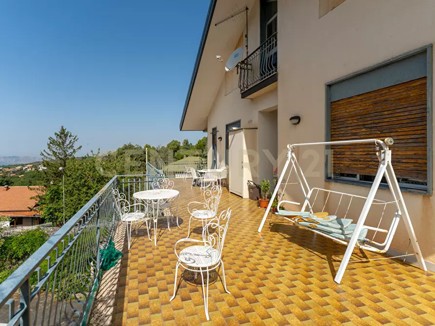 Immagine 11 di Villa in vendita  in Via Madonna del Carmelo 19 a Ragalna