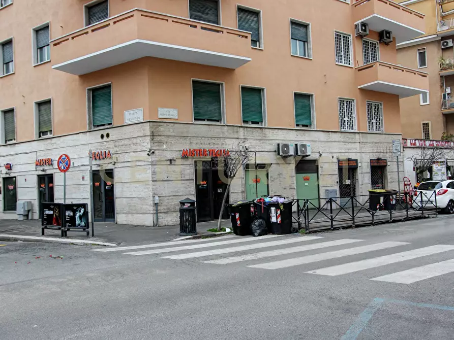 Immagine 15 di Pizzeria / Pub in vendita  in Via Montebuono 1 a Roma