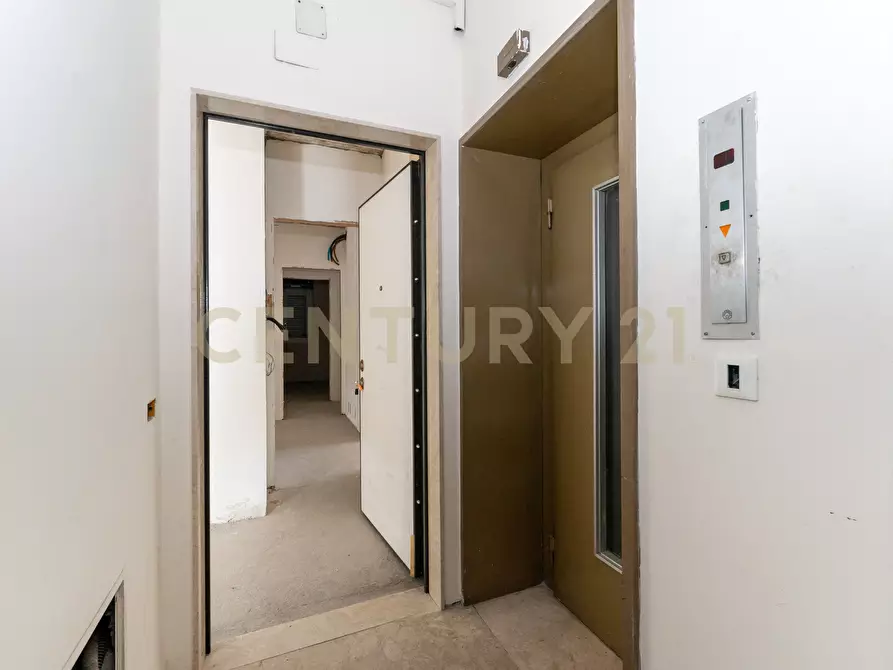 Immagine 8 di Attico in vendita  in Via Firenze 6 a Catania