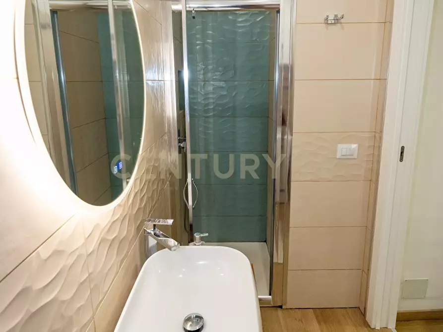 Immagine 12 di Bilocale in vendita  in Via Calì 17 a Catania