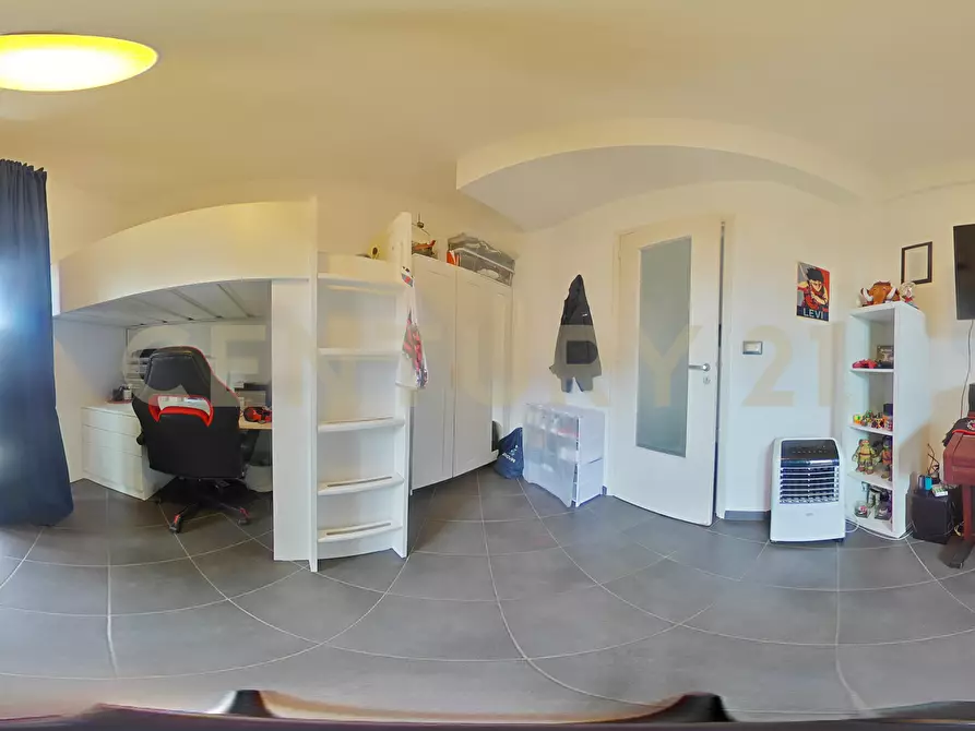 Immagine 48 di Quadrilocale in vendita  in Via Veglia 1 a Catania