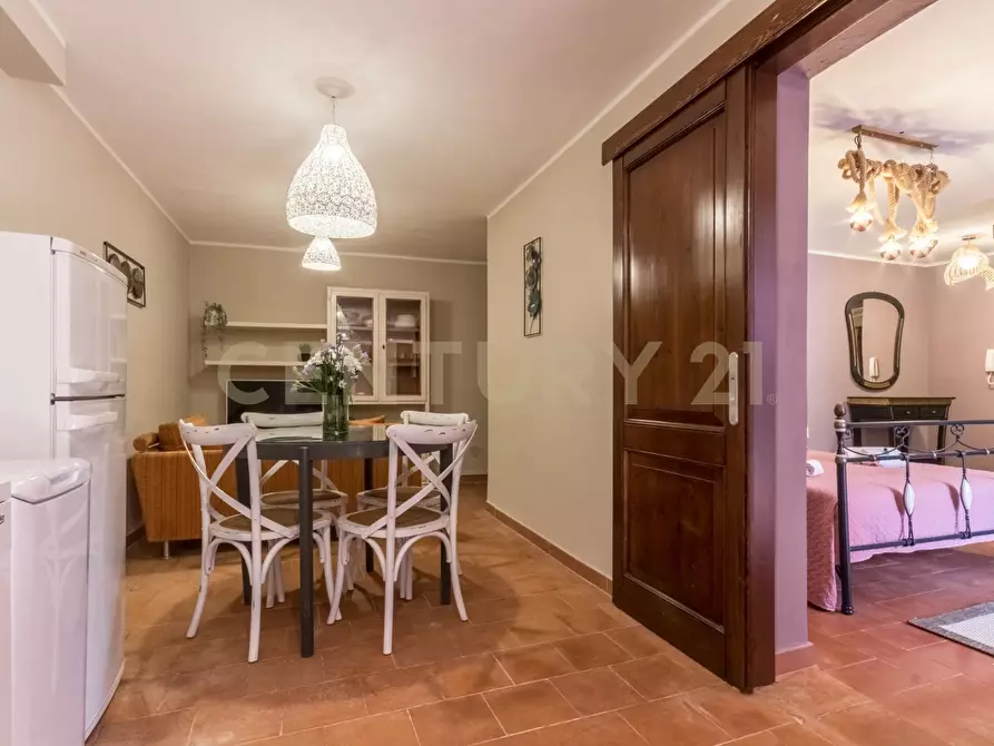 Immagine 38 di Villa in vendita  in Via dei Pioppi 57 a Quartu Sant'elena