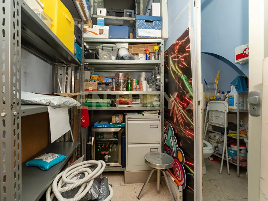 Immagine 22 di Tabaccheria in vendita  in Piazza Grande 11 a Catania