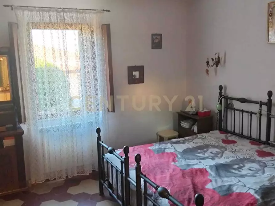 Immagine 5 di Trilocale in vendita  in Largo Centurie 26 a Roccastrada