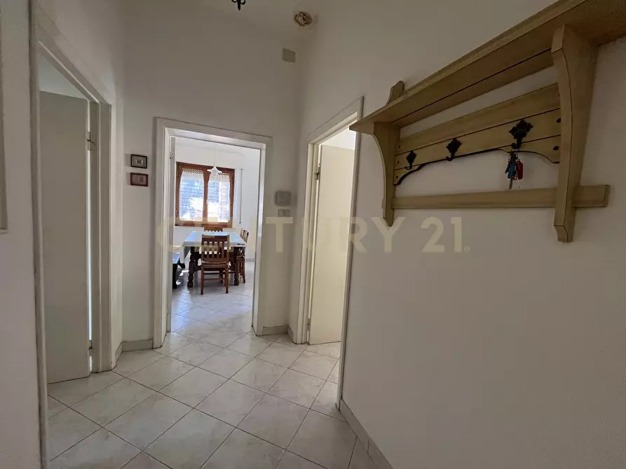 Immagine 3 di Pentalocale in vendita  in via delle ginevre 32a a Grosseto