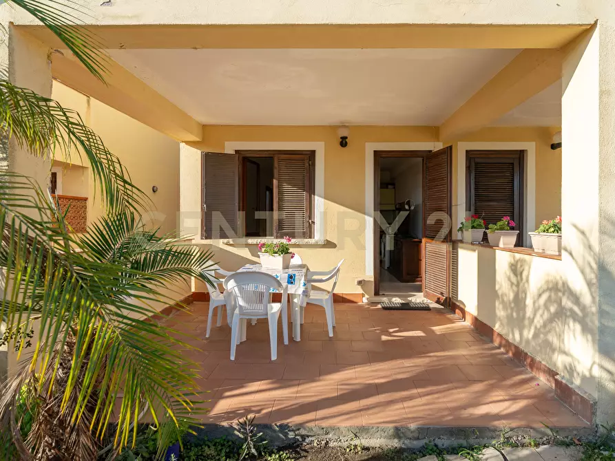 Immagine 1 di Villa in vendita  in BAIA ARCILE a Augusta