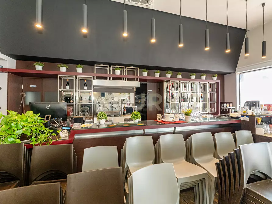 Immagine 15 di Casa indipendente in vendita  in Via Giuseppe Garibaldi 68-70-72 a Nicolosi