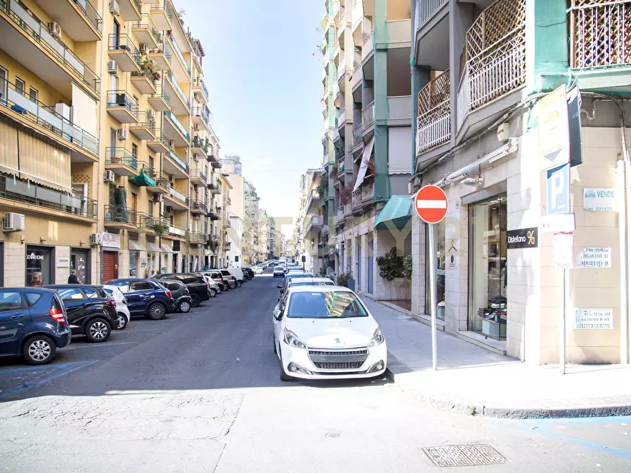 Immagine 8 di Garage in vendita  in Via Milano 93 a Catania
