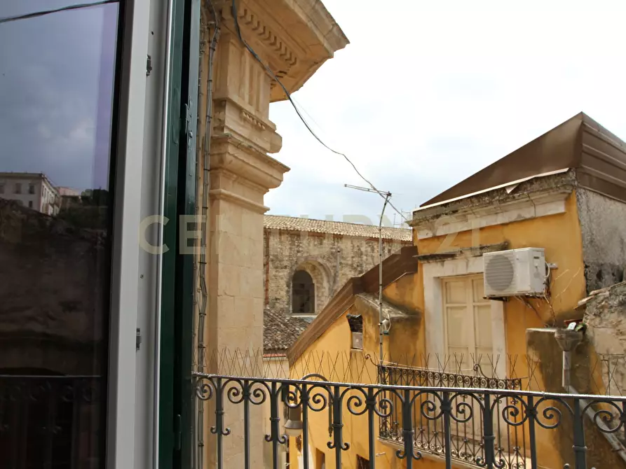 Immagine 34 di Casa indipendente in vendita  in Strada Pellico 26 a Modica