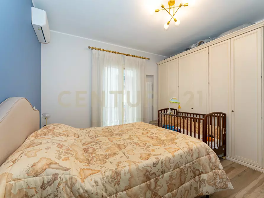 Immagine 36 di Quadrilocale in vendita  in Via Ludovico Ariosto 27 a Acireale