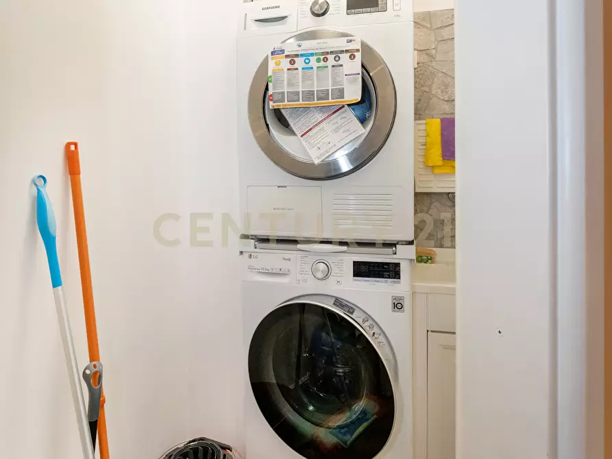 Immagine 5 di Trilocale in vendita  in Corso Indipendenza 230 a Catania