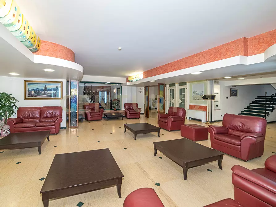 Immagine 24 di Albergo/B&B/Residence in vendita  in Via Etnea 163 a Nicolosi