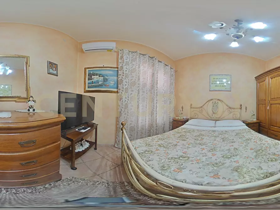 Immagine 39 di Bilocale in vendita  in Via Giovanni Gentile 9 a Catania