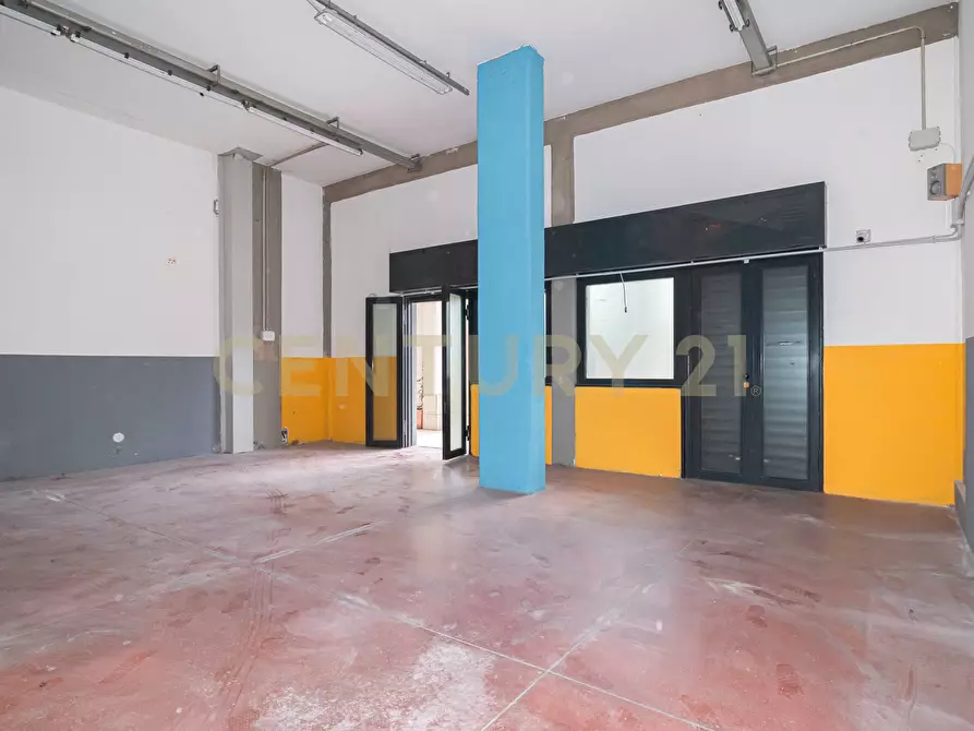Immagine 9 di Attività artigianale in vendita  in Viale San Teodoro 4i a Catania