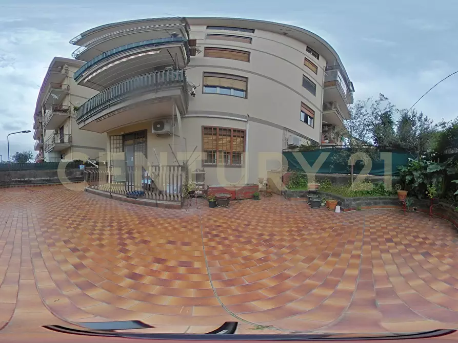 Immagine 42 di Trilocale in vendita  in Via Caduti del Lavoro 2 a Gravina Di Catania