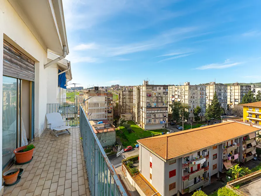 Immagine 15 di Trilocale in vendita  in Corso Indipendenza 185 a Catania