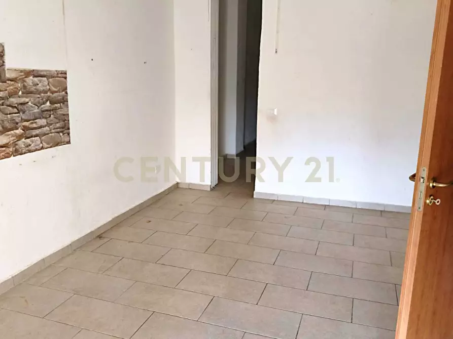 Immagine 31 di Palazzo in vendita  in Via Rione Sofia 6 a Carini