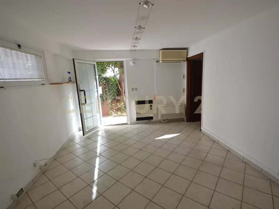 Immagine 1 di Ufficio in vendita  in VIA ADAMELLO 70B a Grosseto