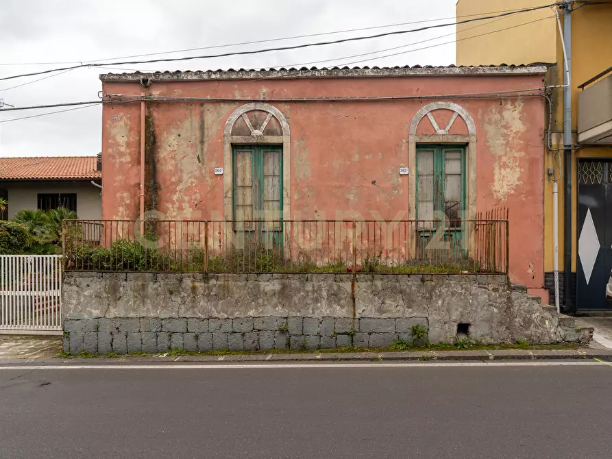Immagine 101 di Casa indipendente in vendita  in Via Armando Diaz 262 a Zafferana Etnea