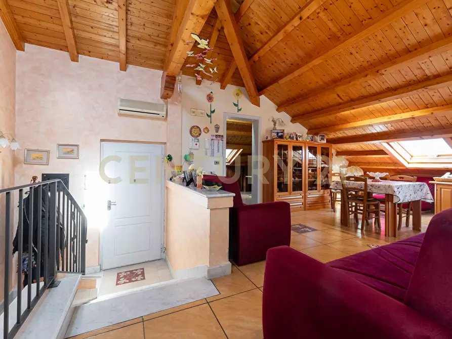 Immagine 52 di Appartamento in vendita  in Via Stazione 12 a Aci Castello