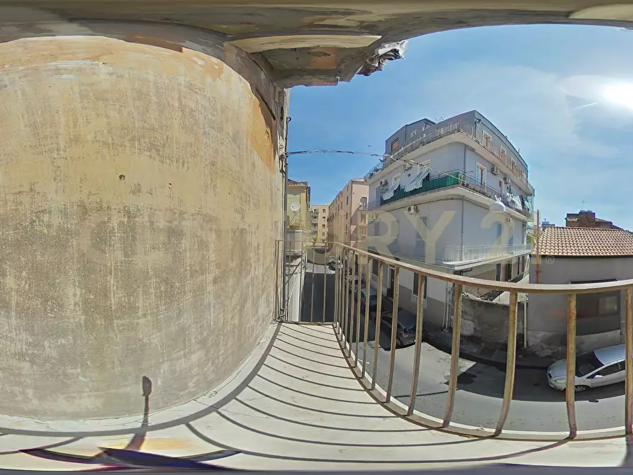 Immagine 47 di Bilocale in vendita  in Via F. Bianco 2 a Catania