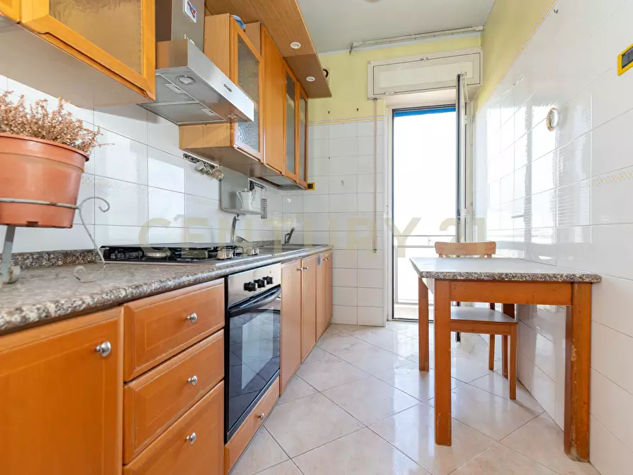 Immagine 13 di Trilocale in vendita  in Via Pietro Platania 6 a Catania