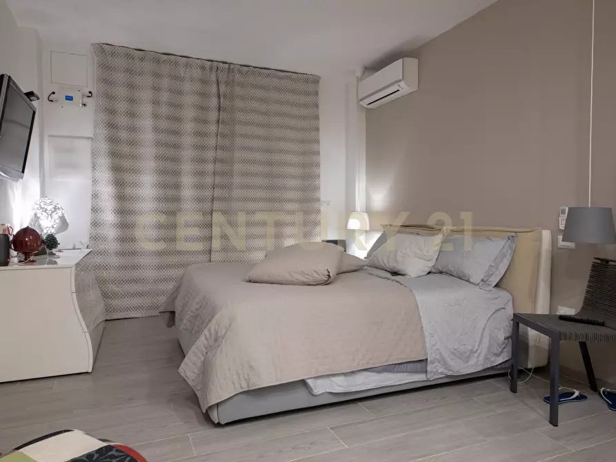 Immagine 102 di Villa in vendita  a Carovigno