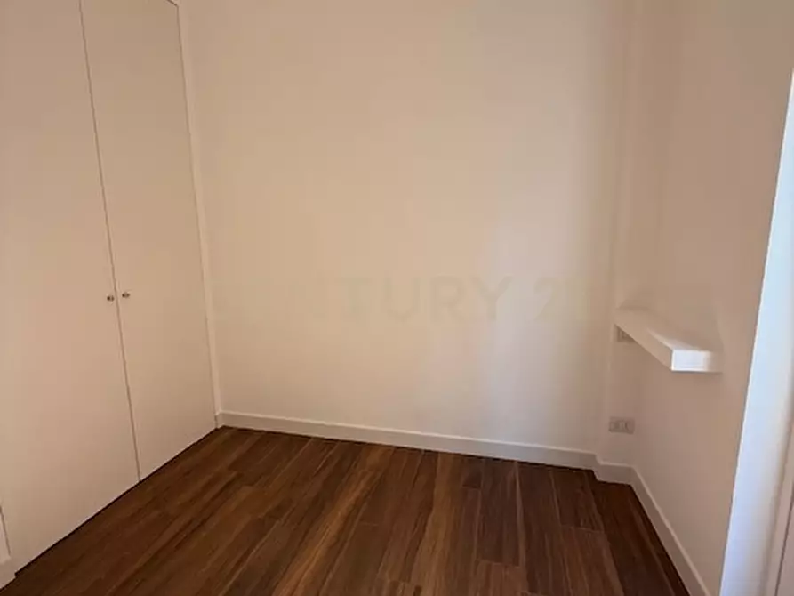 Immagine 40 di Trilocale in affitto  in Via Montecristo 10 a Roma