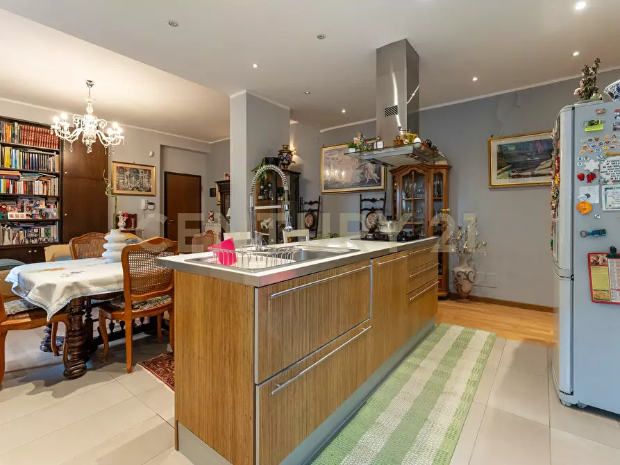 Immagine 8 di Quadrilocale in vendita  in Via Nizzeti 60 a Catania