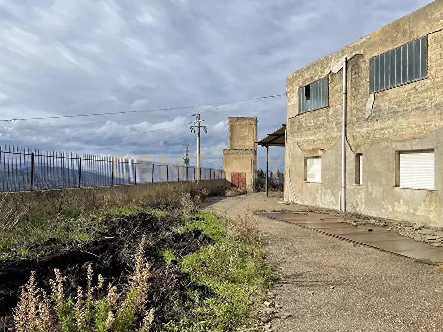 Immagine 97 di Attività artigianale in vendita  in Via Santisi a Motta D'affermo
