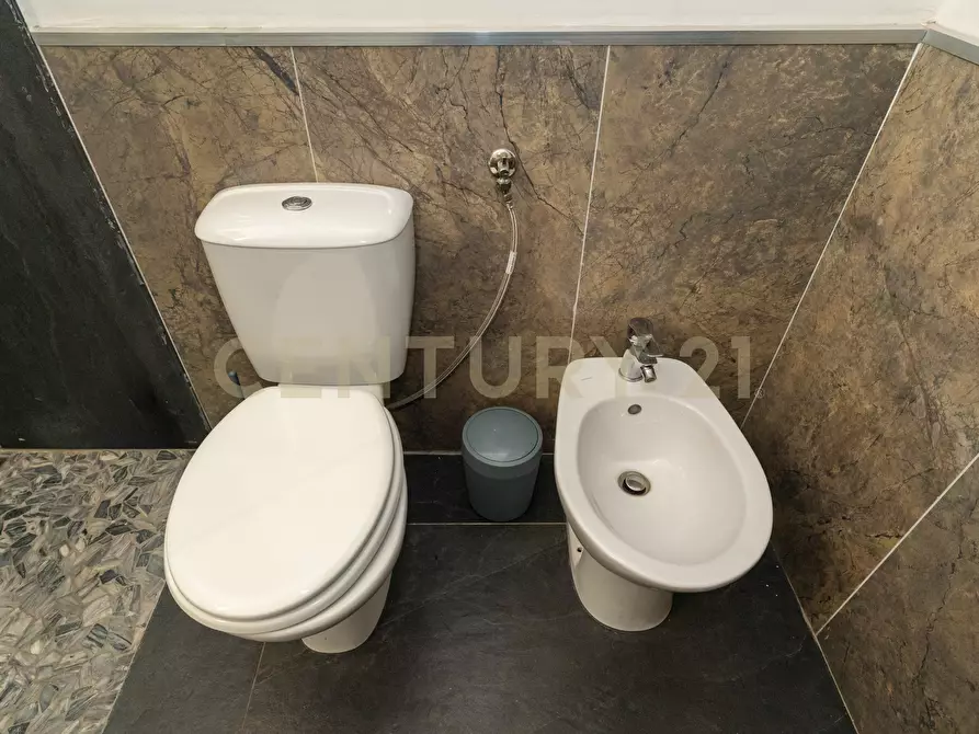 Immagine 27 di Bilocale in vendita  in Via Fornaciai 19 a Catania