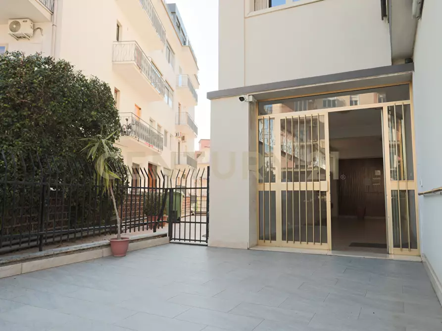Immagine 3 di Appartamento in vendita  in Via Renato Fucini 1 a Catania