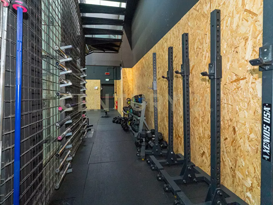 Immagine 43 di Attività commerciale in vendita  in Viale del Commercio a Misterbianco