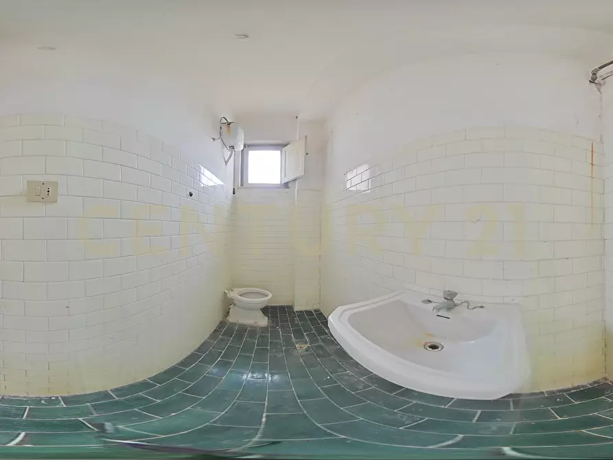 Immagine 59 di Pentalocale in vendita  in Via Principe Umberto 397 a Augusta