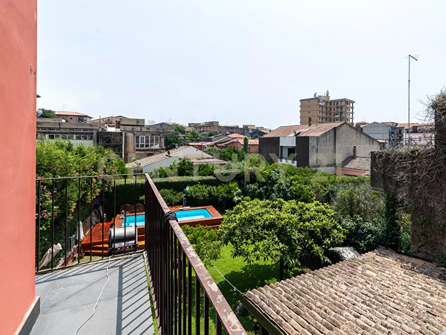 Immagine 41 di Villa in vendita  in Via Scalilla 42 a Catania