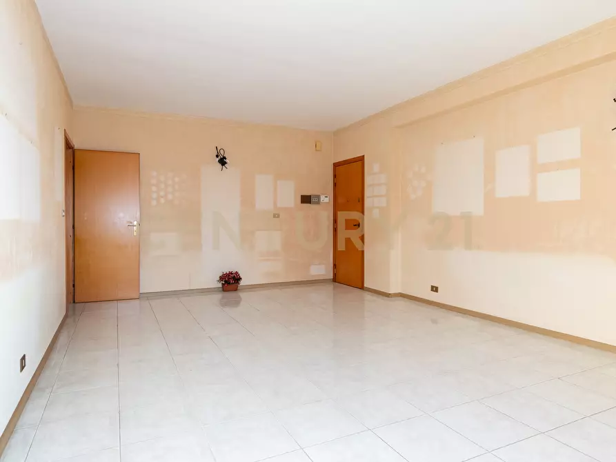 Immagine 31 di Appartamento in vendita  in Via Giovanni Guglielmino 74 a Tremestieri Etneo