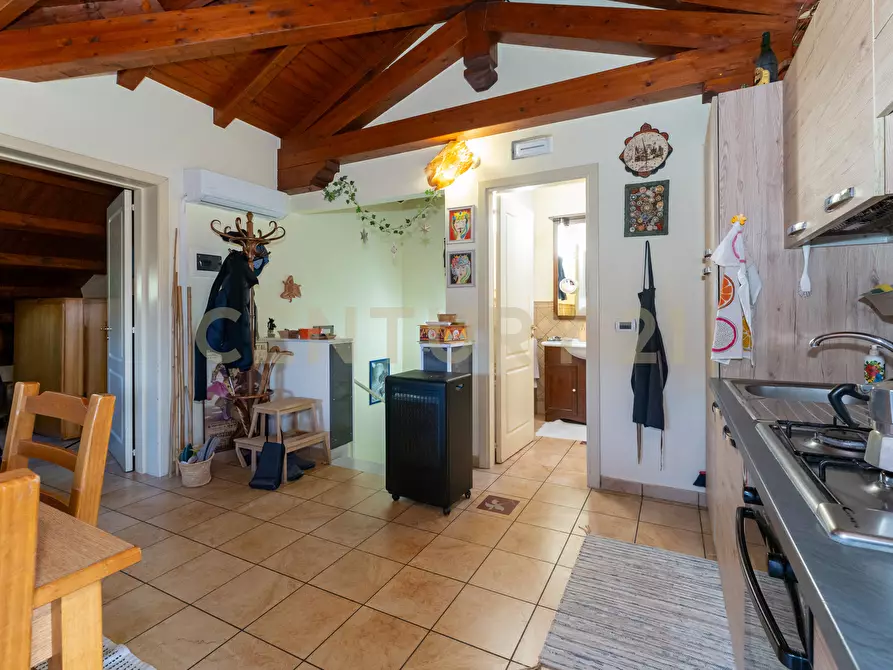 Immagine 21 di Appartamento in vendita  in Via Stazione 12a a Aci Castello