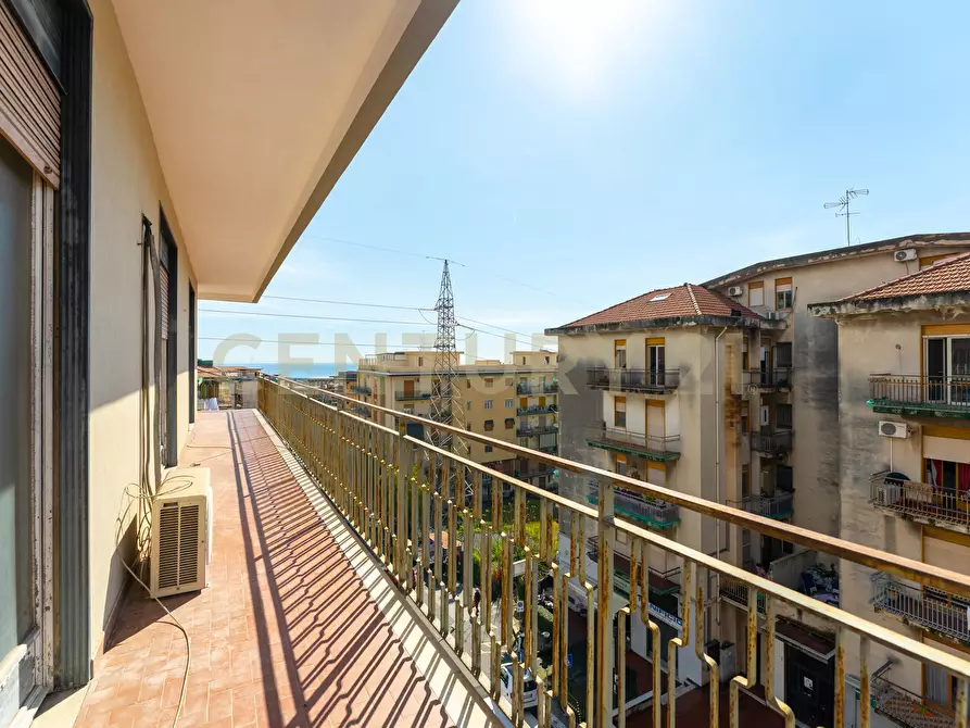 Immagine 24 di Pentalocale in vendita  in Via Carnazza 2 a Tremestieri Etneo