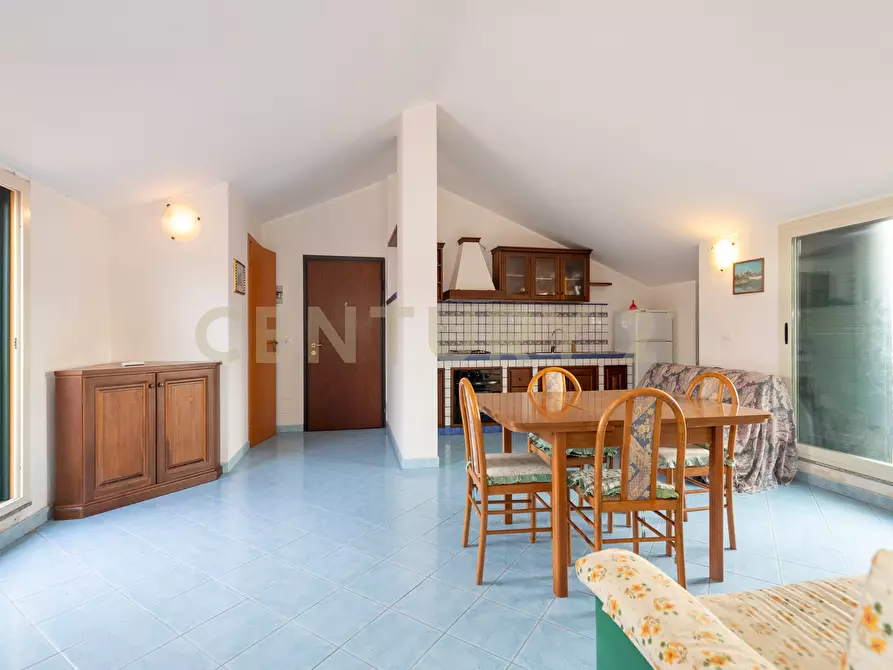 Immagine 63 di Mansarda in vendita  in Via Spiaggia 39 a Mascali