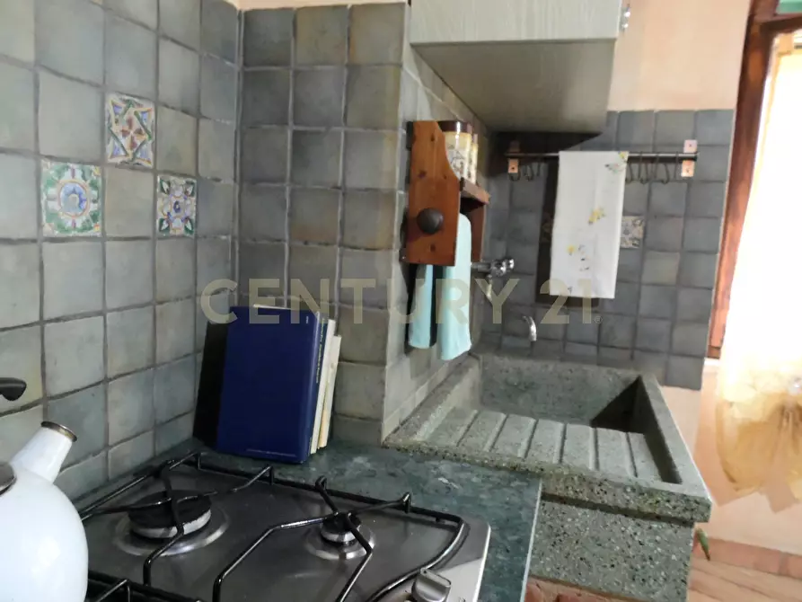Immagine 3 di Bilocale in vendita  in Via Pinelli 9 a Abbadia San Salvatore