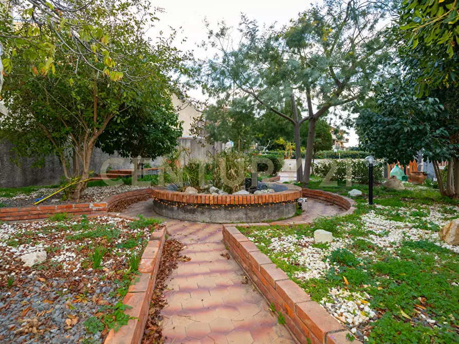 Immagine 6 di Casa bifamiliare in affitto  in VIA ETNEA 168 a Tremestieri Etneo