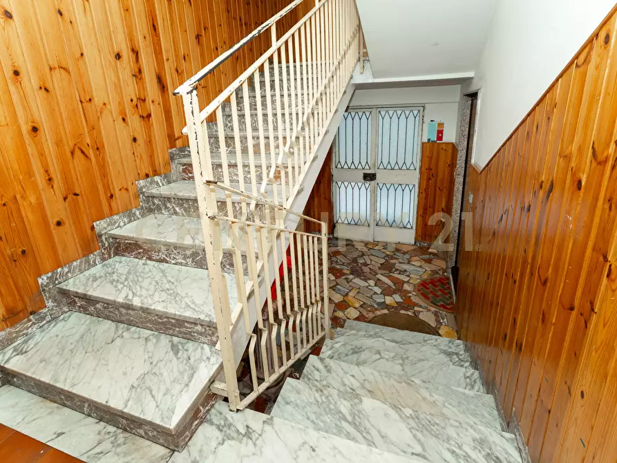 Immagine 5 di Quadrilocale in vendita  in Via Rosina Anselmi 7 a Catania