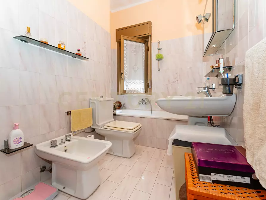 Immagine 14 di Quadrilocale in vendita  in Via Cefalù 16 a Misterbianco